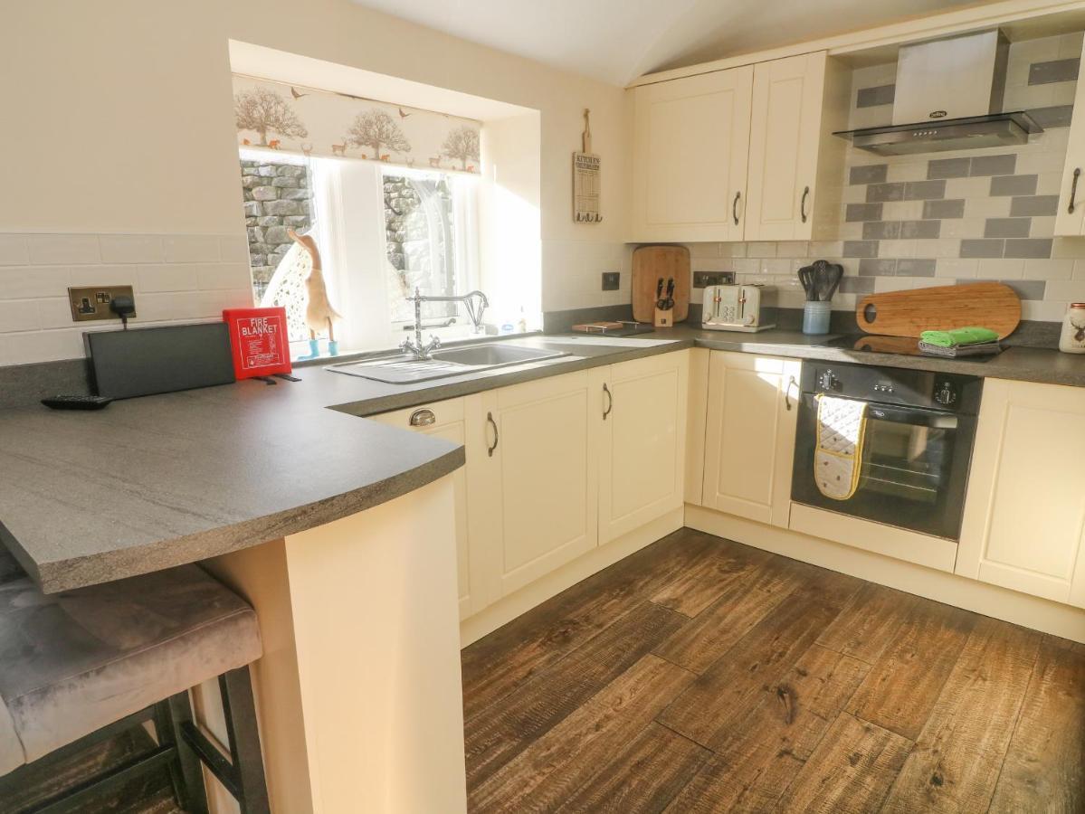 Beckside Cottage Keighley Exterior photo