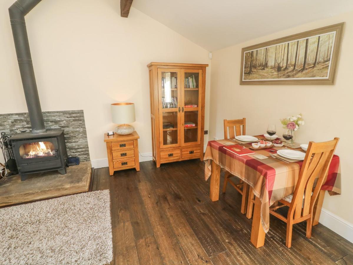 Beckside Cottage Keighley Exterior photo